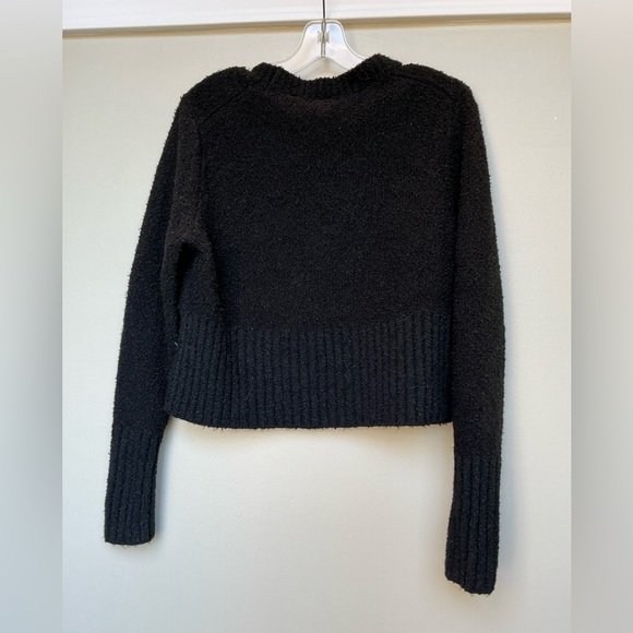 Calvin Klein black crop sweater - Picture 2 of 2
